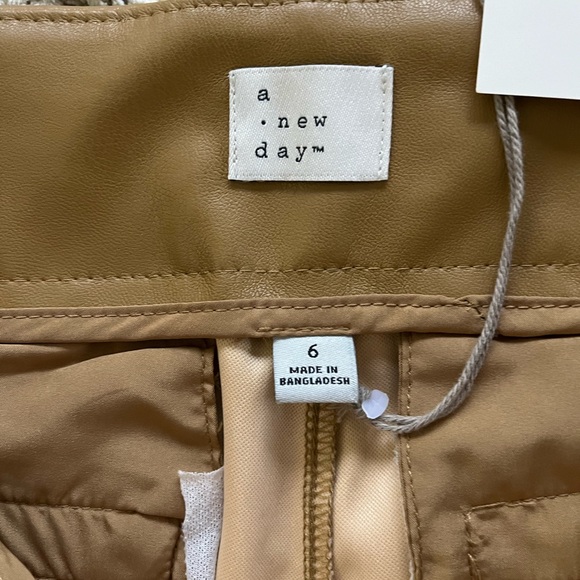 A New Day Brown Pleather Trousers Pants Faux Leather New Tags Size 6 - Picture 4 of 16
